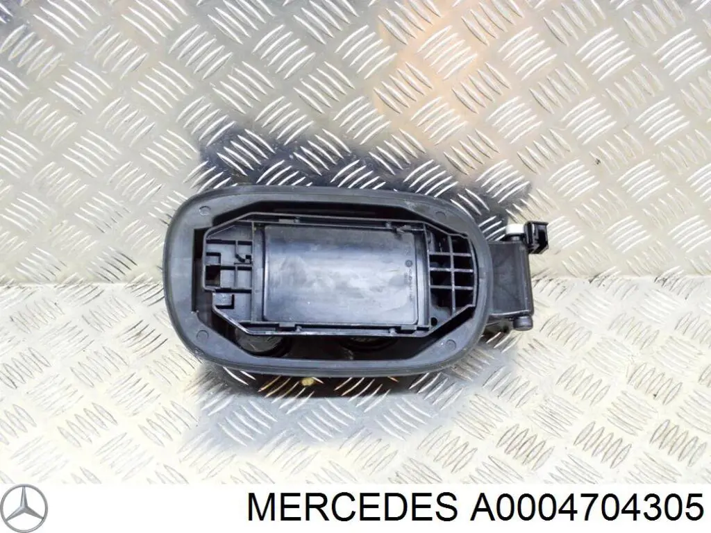 A0004704305 Mercedes 