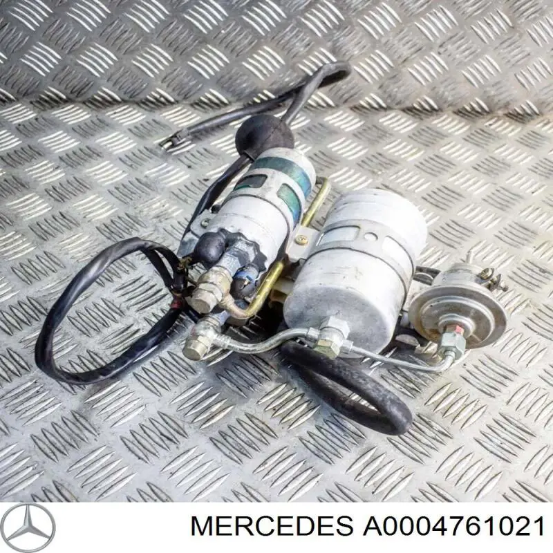 Гідроакумулятор системи живлення Mercedes A0004761021