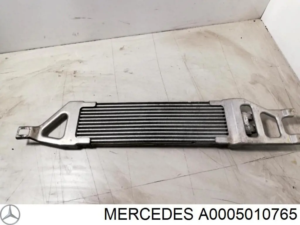 Купити A0005010765 Mercedes Термостат системи змащення двигуна