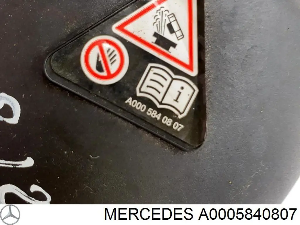 A0005840807 Mercedes 