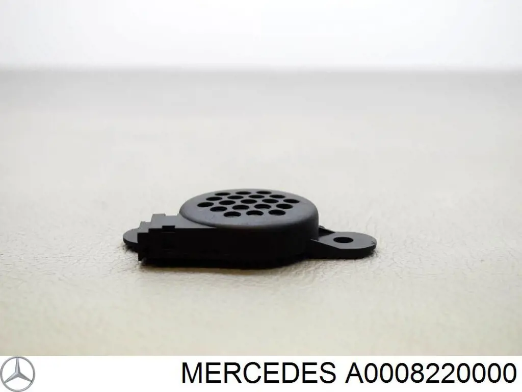  0008220000 Mercedes