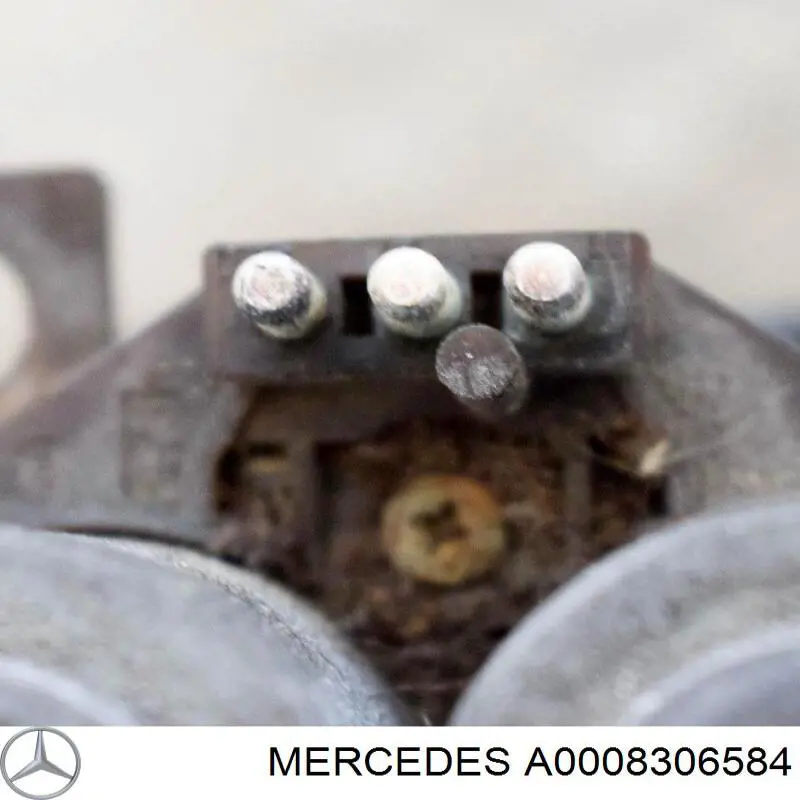 Кран системи опалення Mercedes A0008306584 ціна, від 133.80 USD