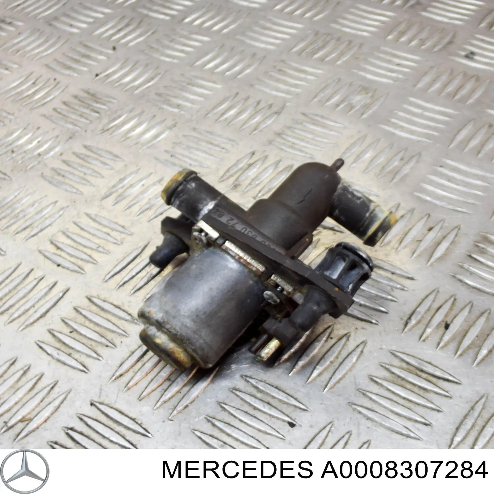 A0008307284 Mercedes Кран пічки (обігрівача)