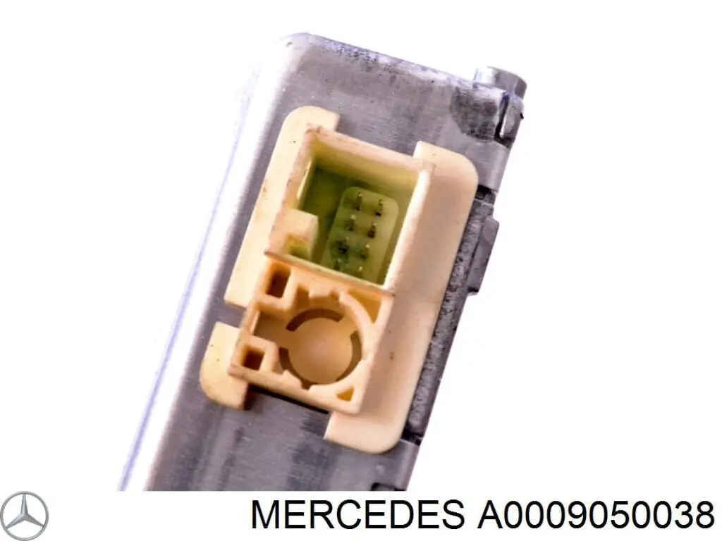 Модуль керування камерою Mercedes A0009050038 ціна, від 22.17 USD