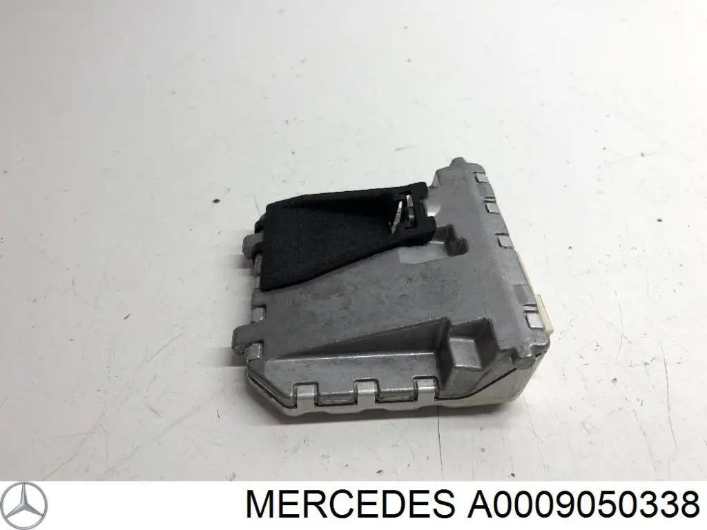 Блок управління камерою Mercedes A0009050338
