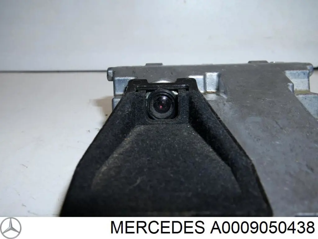 Модуль керування камерою Mercedes A0009050438 ціна, від 25.34 USD