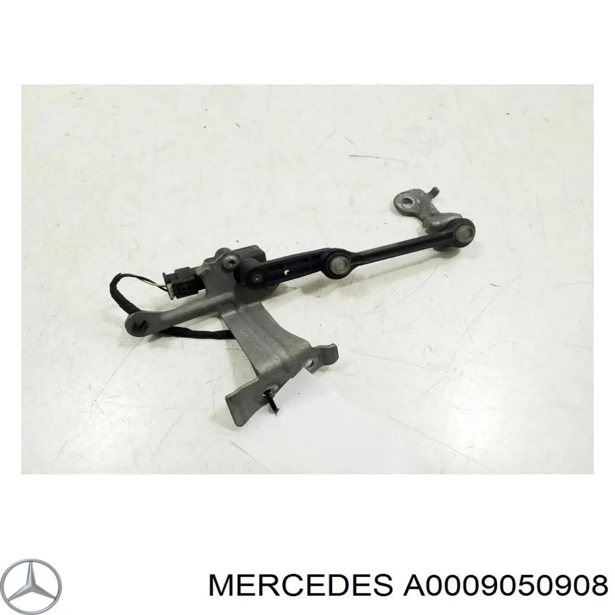 Датчик рівня положення кузова, задній Mercedes A0009050908 ціна, від 65.96 USD