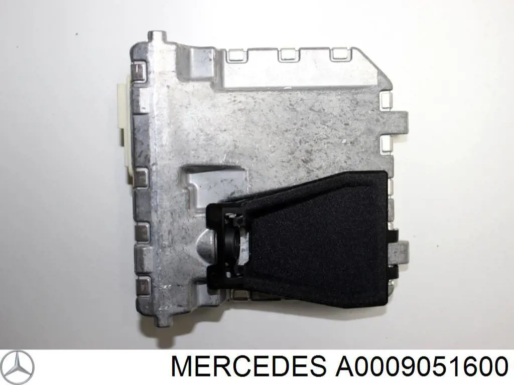 Блок управління камерою Mercedes A0009051600