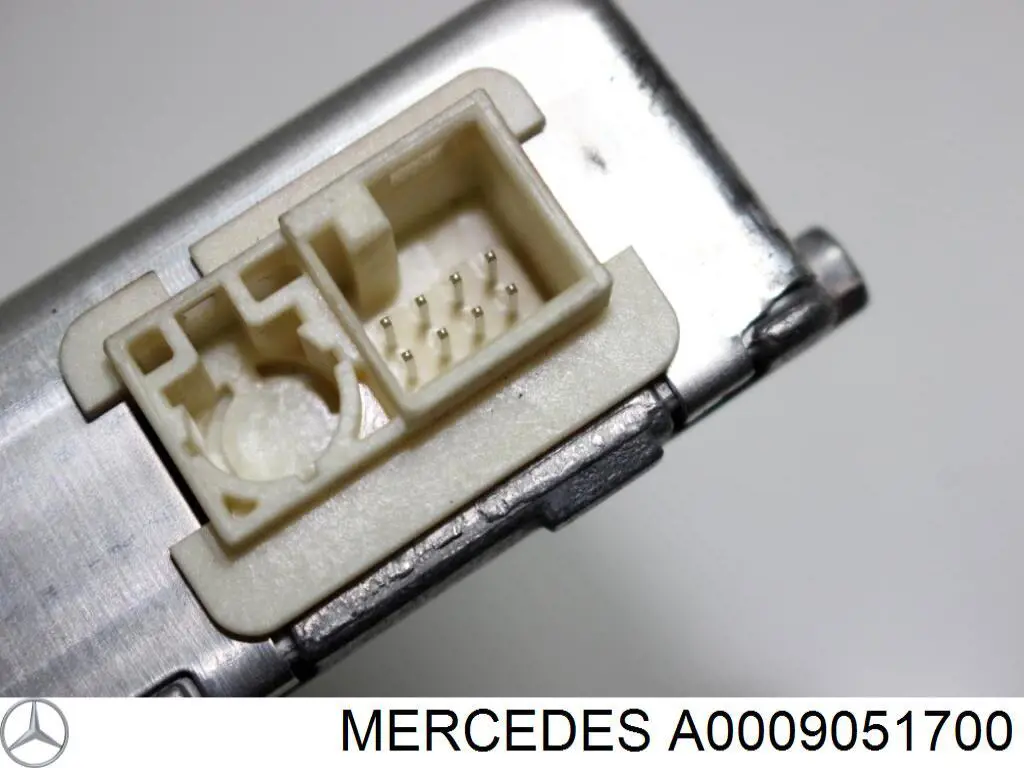 A0009051700 Mercedes 