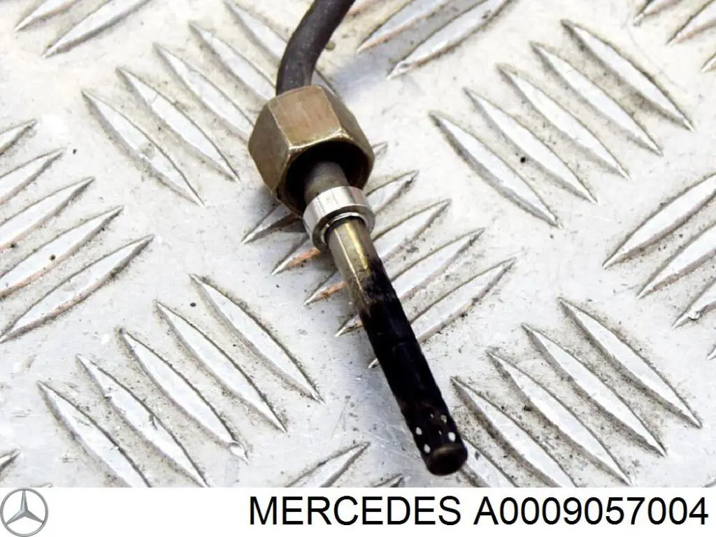 Купити A0009057004 Mercedes Датчик температури відпрацьованих газів (ВГ), до каталізатора