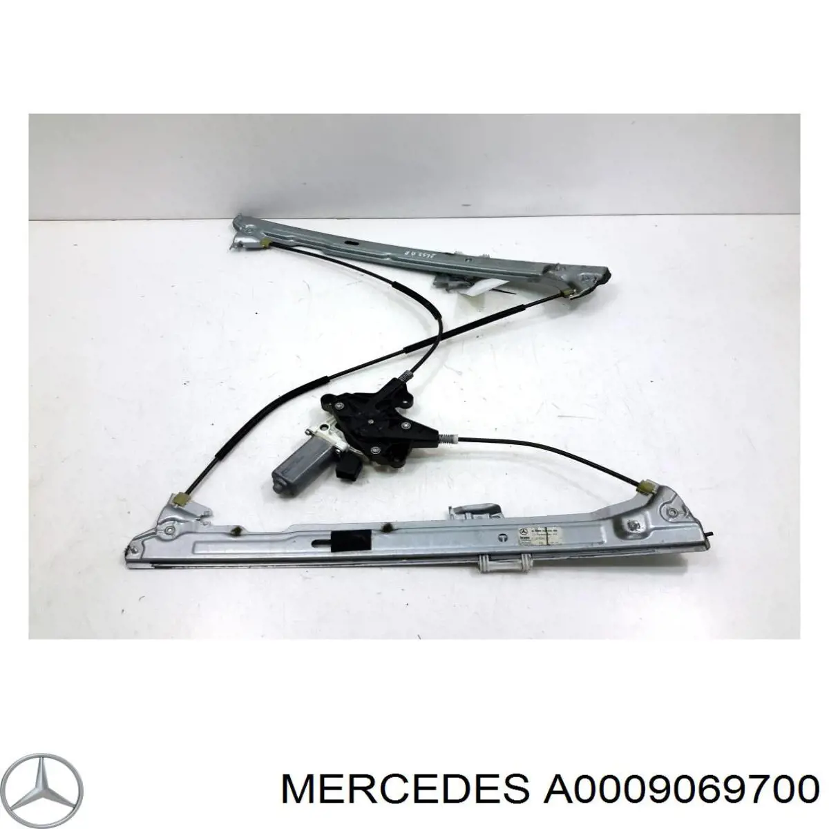 Двигун склопідіймача двері передньої, правої Mercedes A0009069700 ціна, від 27.51 USD