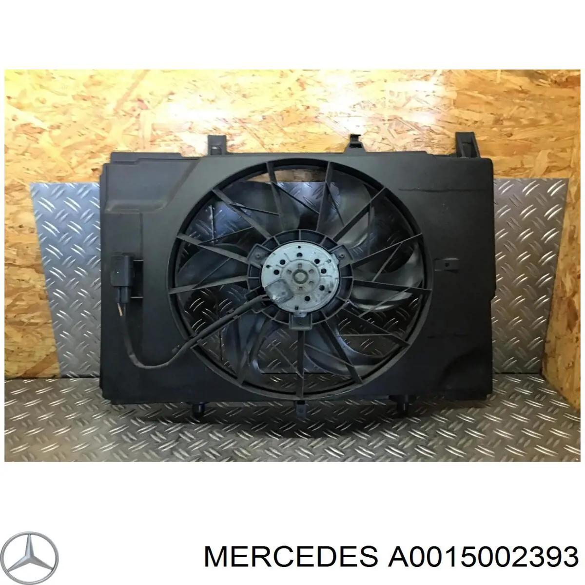 Дифузор радіатора охолодження, в зборі з двигуном і крильчаткою Mercedes A0015002393 ціна, від 42.18 USD