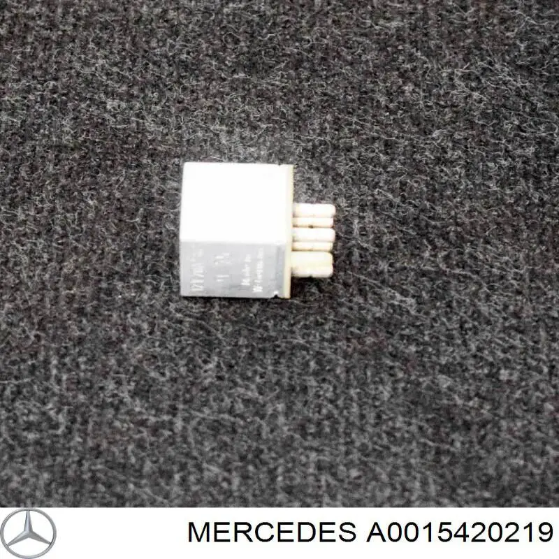 Реле електричне багатофункціональне A0015422219 Mercedes