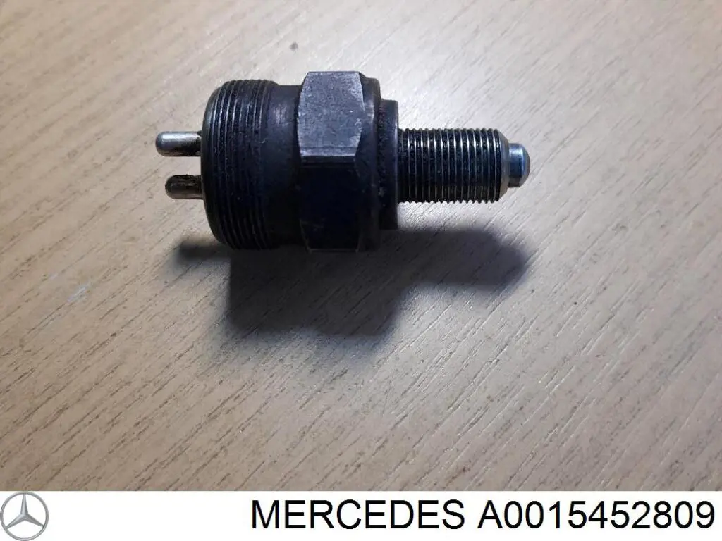 A0015452809 Mercedes Датчик включення ліхтарів заднього ходу