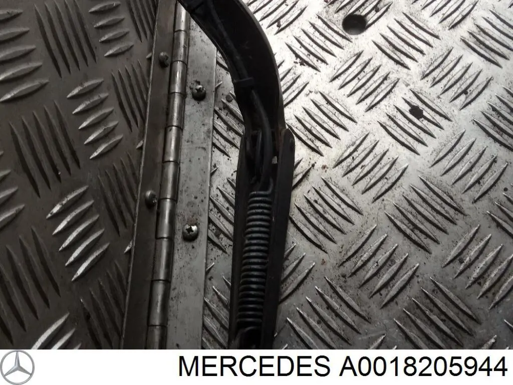 A0018205944 Mercedes Ричаг двірника