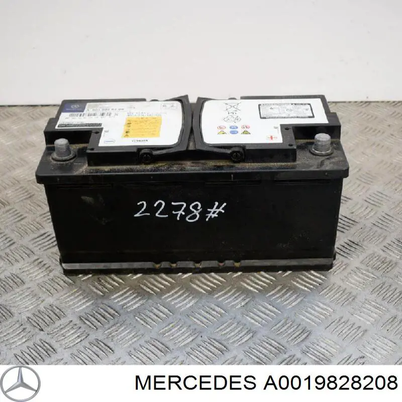 Акумуляторна батарея, АКБ A0019828208 Mercedes