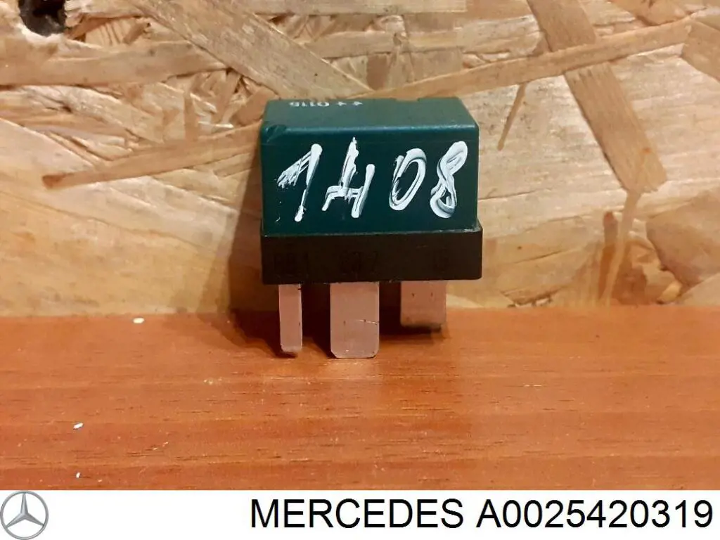 Купити A0025420319 Mercedes Реле управління склоочисника