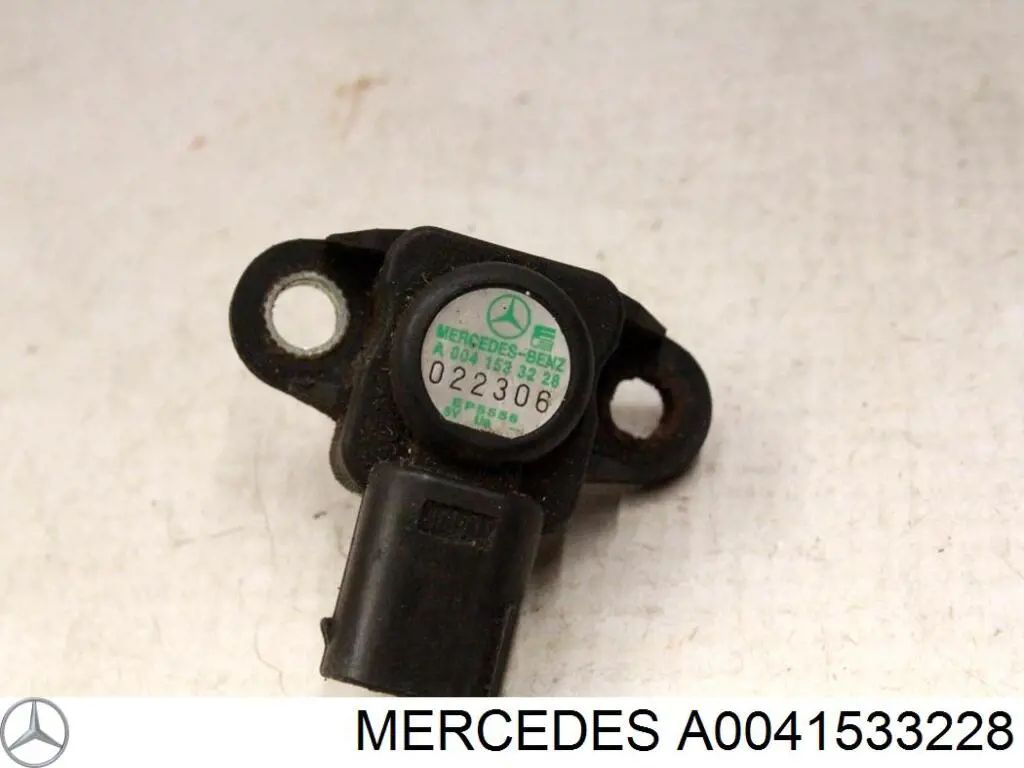 Датчик тиску повітря Mercedes A0041533228