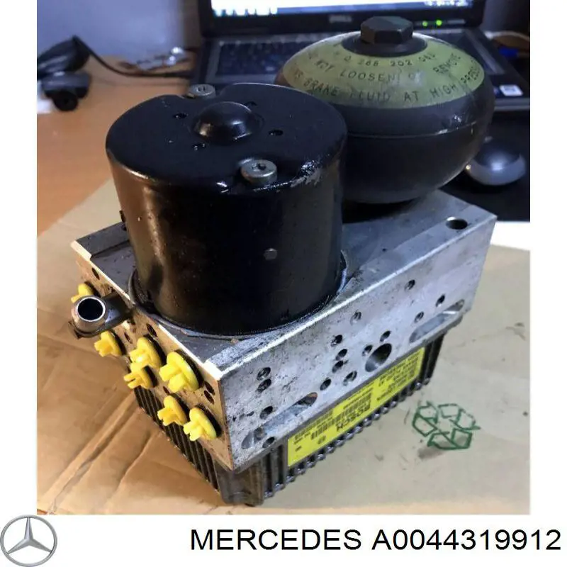 A0044319912 Mercedes 