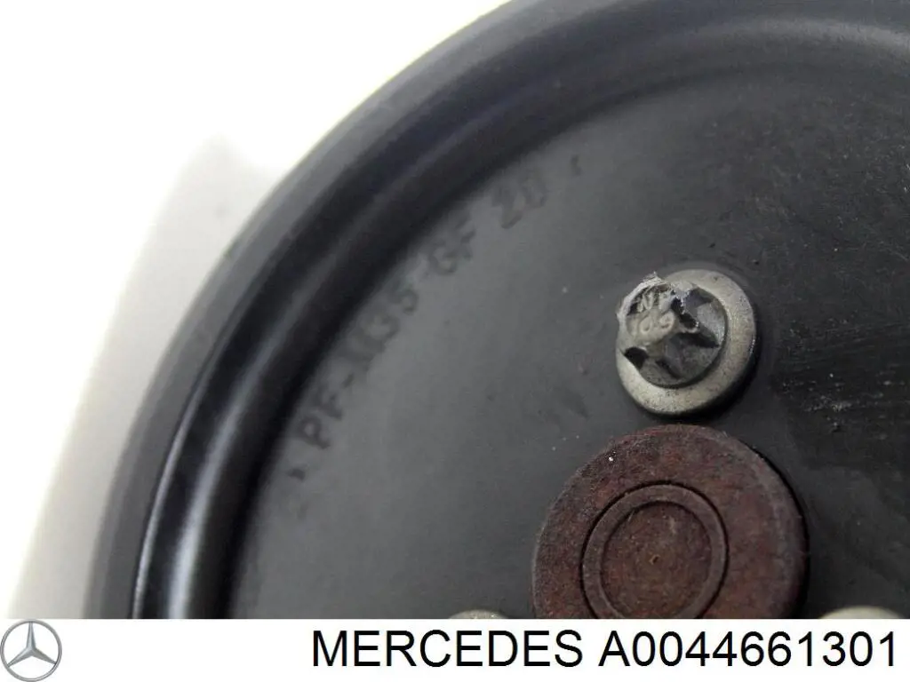 Купити A0044661301 Mercedes Насос гідравліки