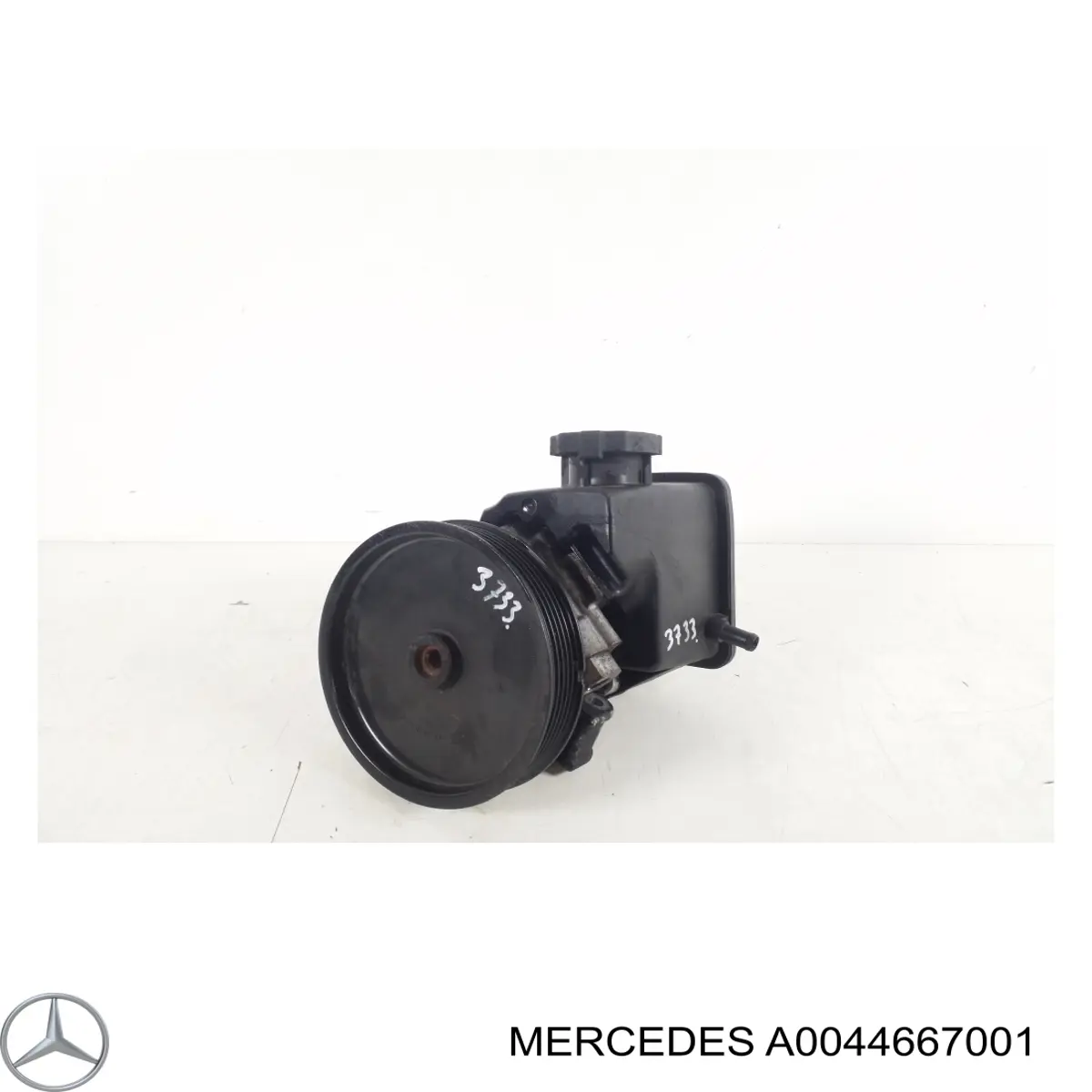 Насос ГПК Mercedes A0044667001 ціна, від 98.43 USD