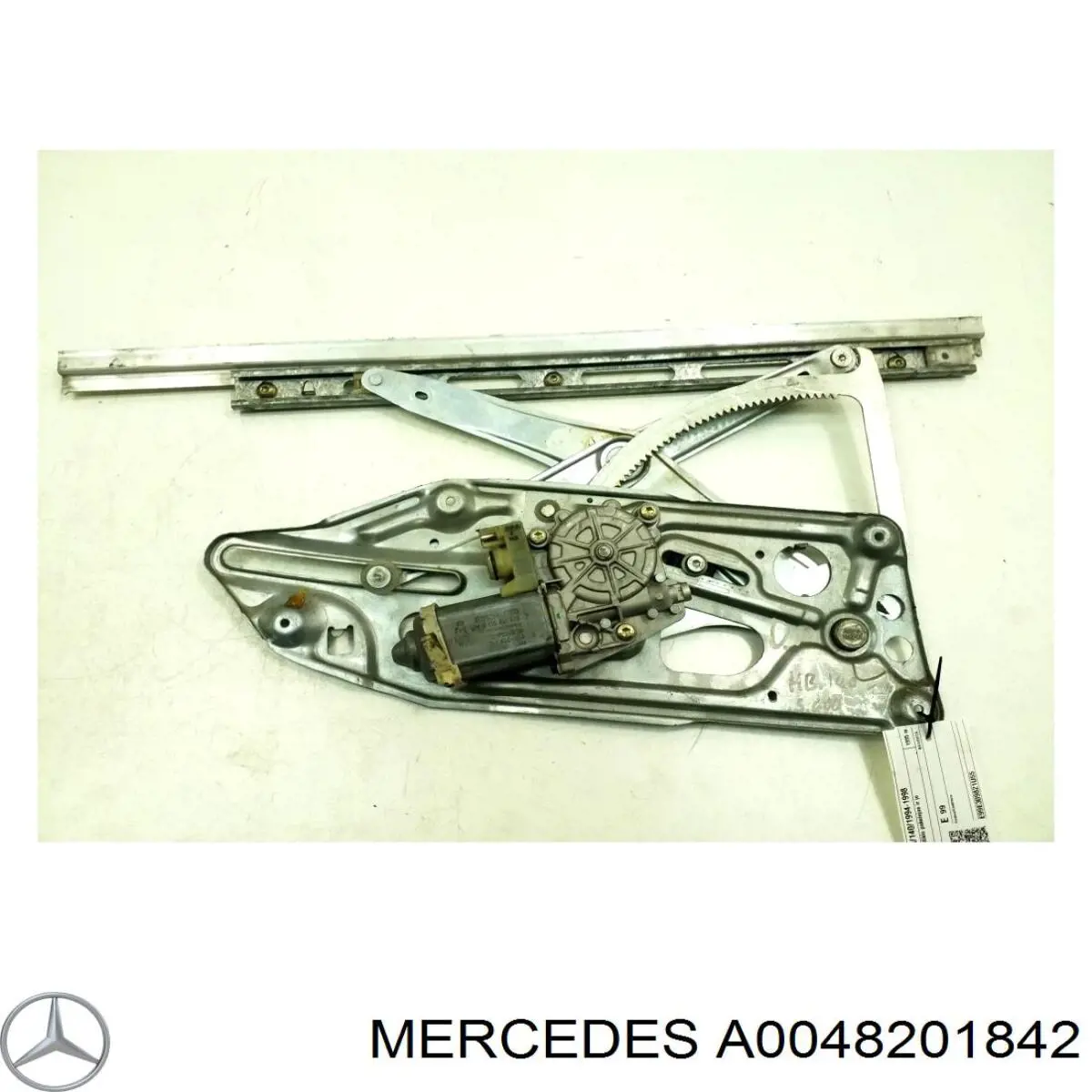 Купити A0048201842 Mercedes Двигун склопідіймача двері передньої, правої