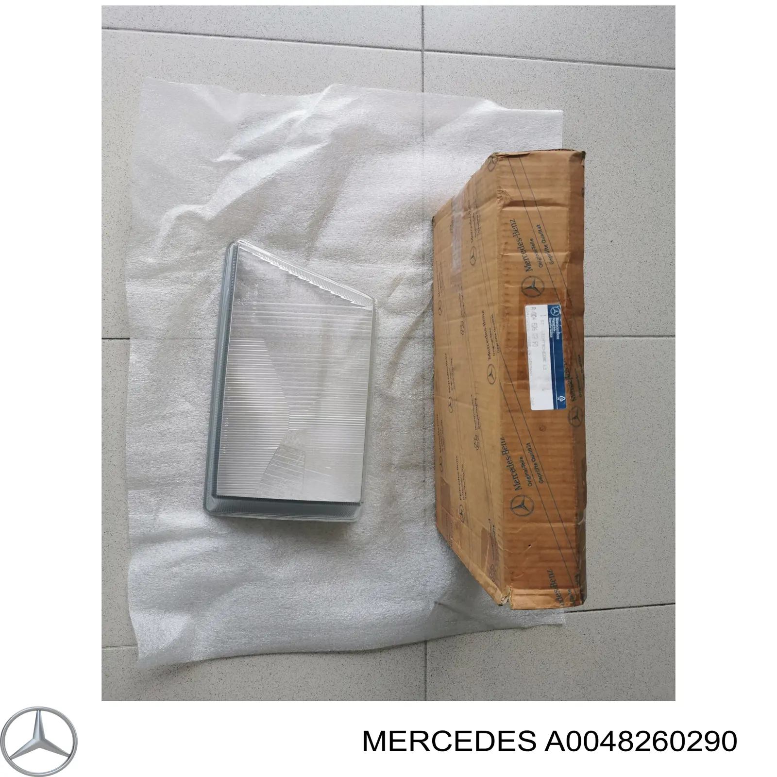 Скло фари лівої Mercedes A0048260290 ціна, від 79.95 USD