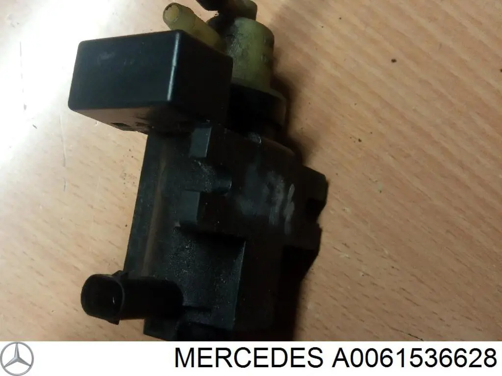 Перетворювач тиску (соленоїд) наддуву / EGR Mercedes A0061536628