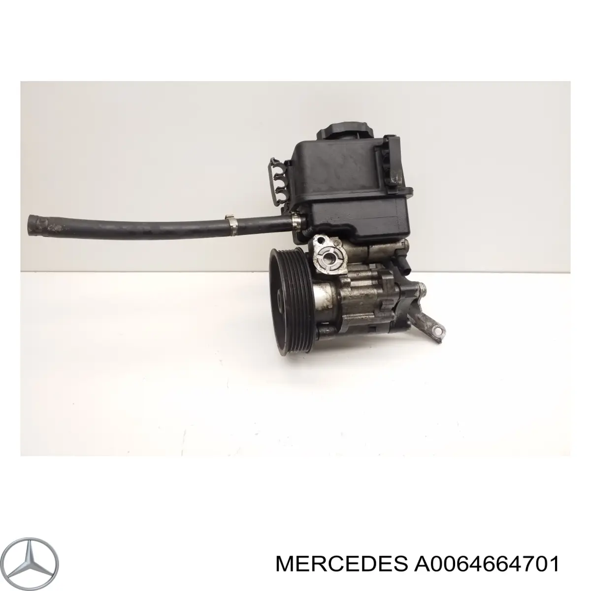 A0064664701 Mercedes насос гідропідсилювача керма (гпк)