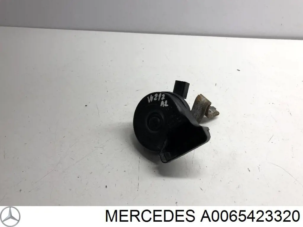 Сигнал низької тональності Mercedes A0065423320 ціна, від 14.66 USD