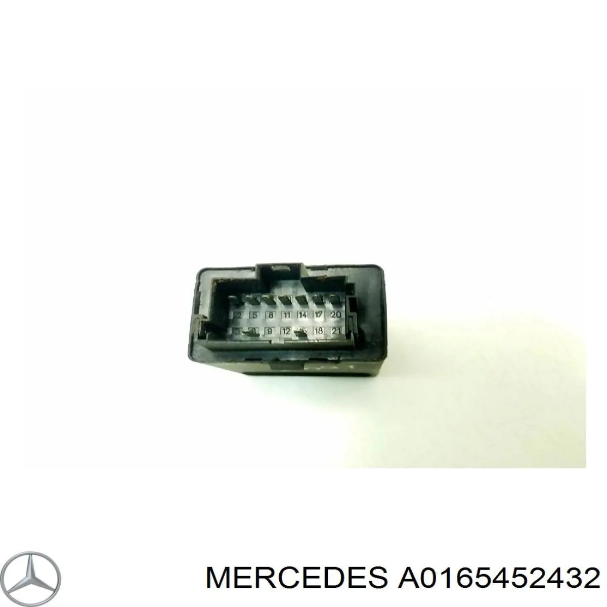 Купити A0165452432 Mercedes Реле обігріву заднього скла