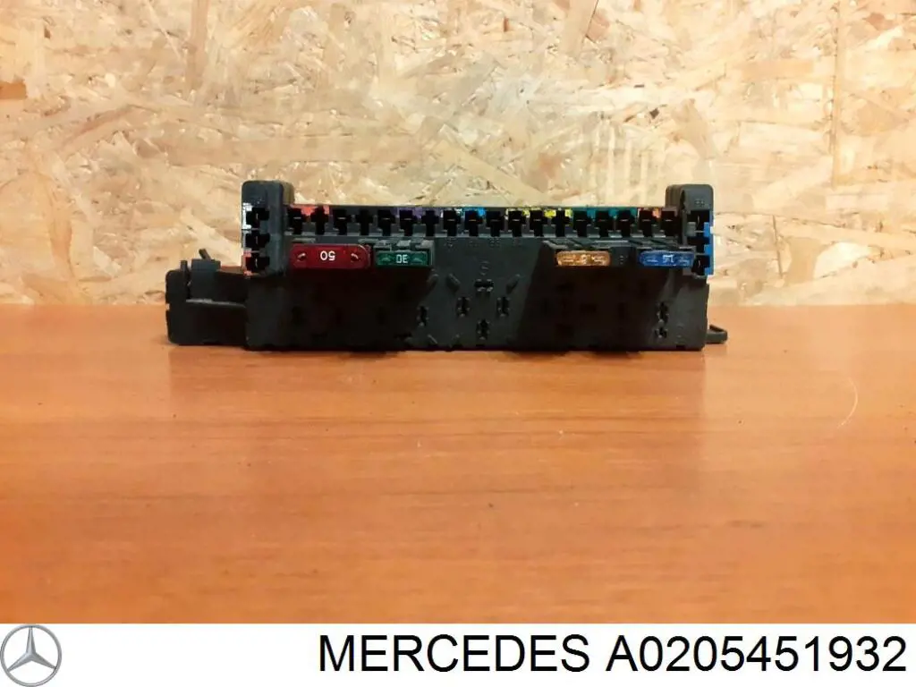 Блок керування сигналами SAM Mercedes A0205451932 ціна, від 20.27 USD