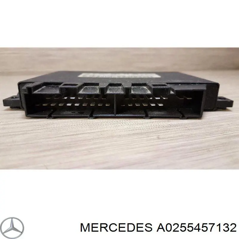 A0255457132 Mercedes модуль керування (ебу парктроніком)