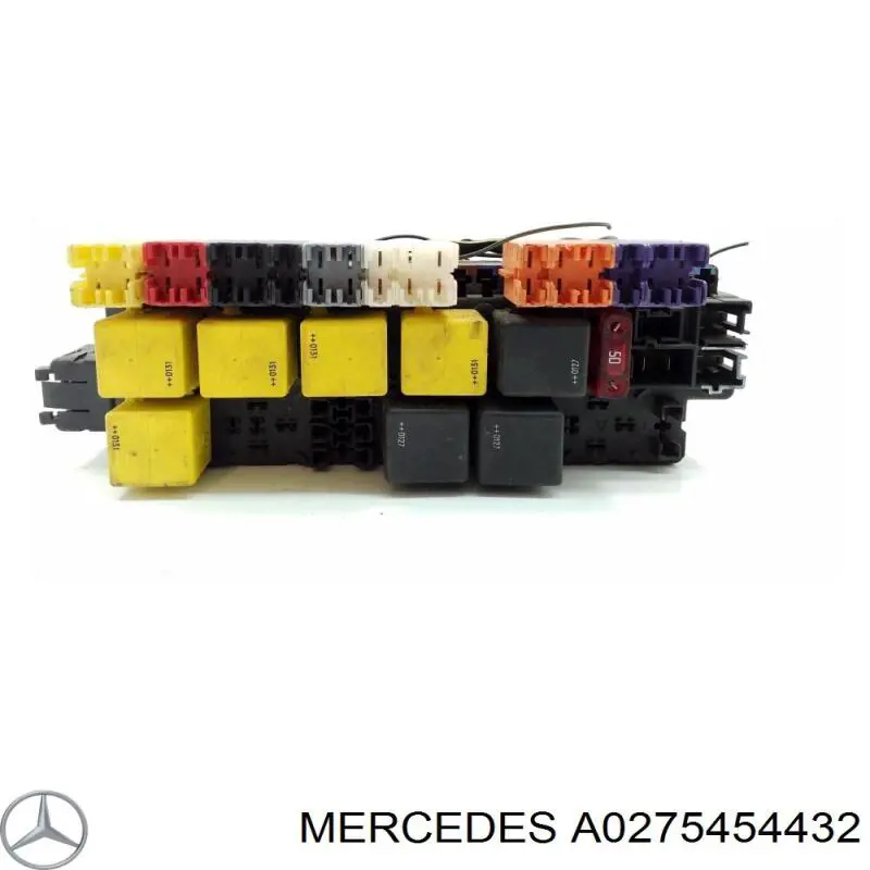 A0275454432 Mercedes блок запобіжників