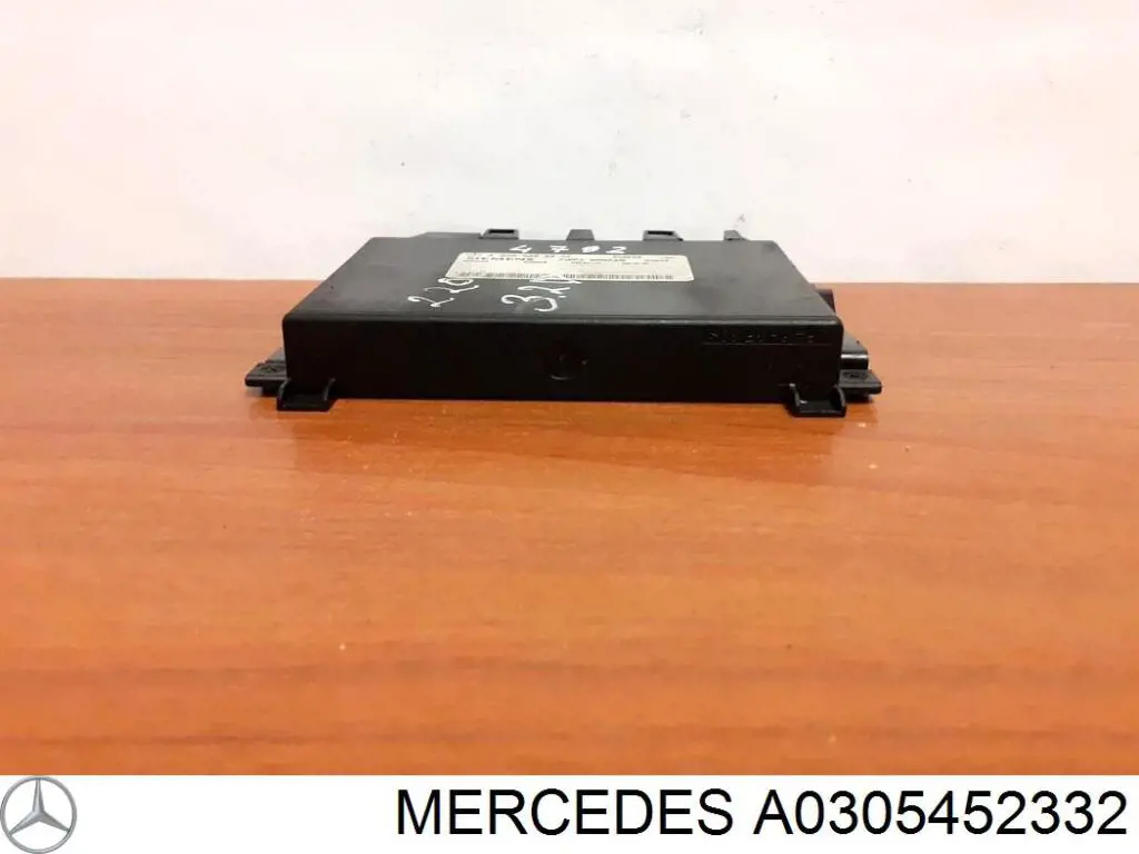 Модуль (ЕБУ) АКПП електронний A0305452332 Mercedes