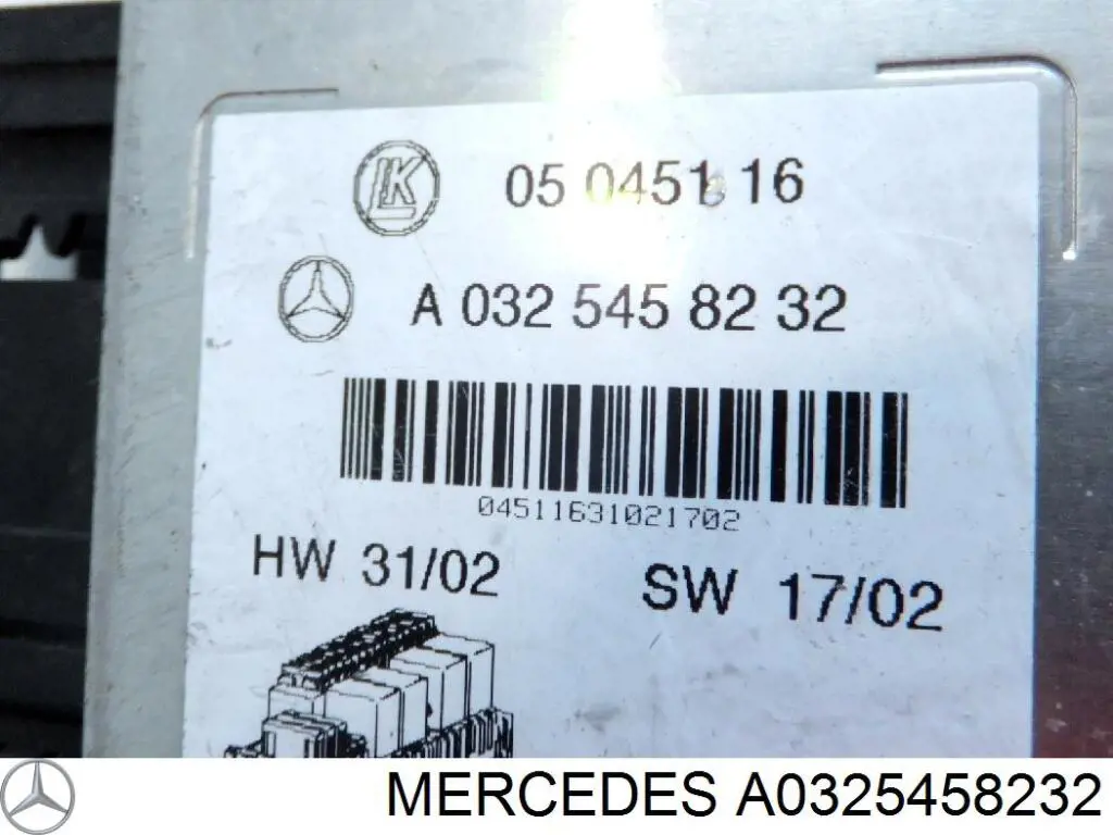 Блок запобіжників A0325458232 Mercedes