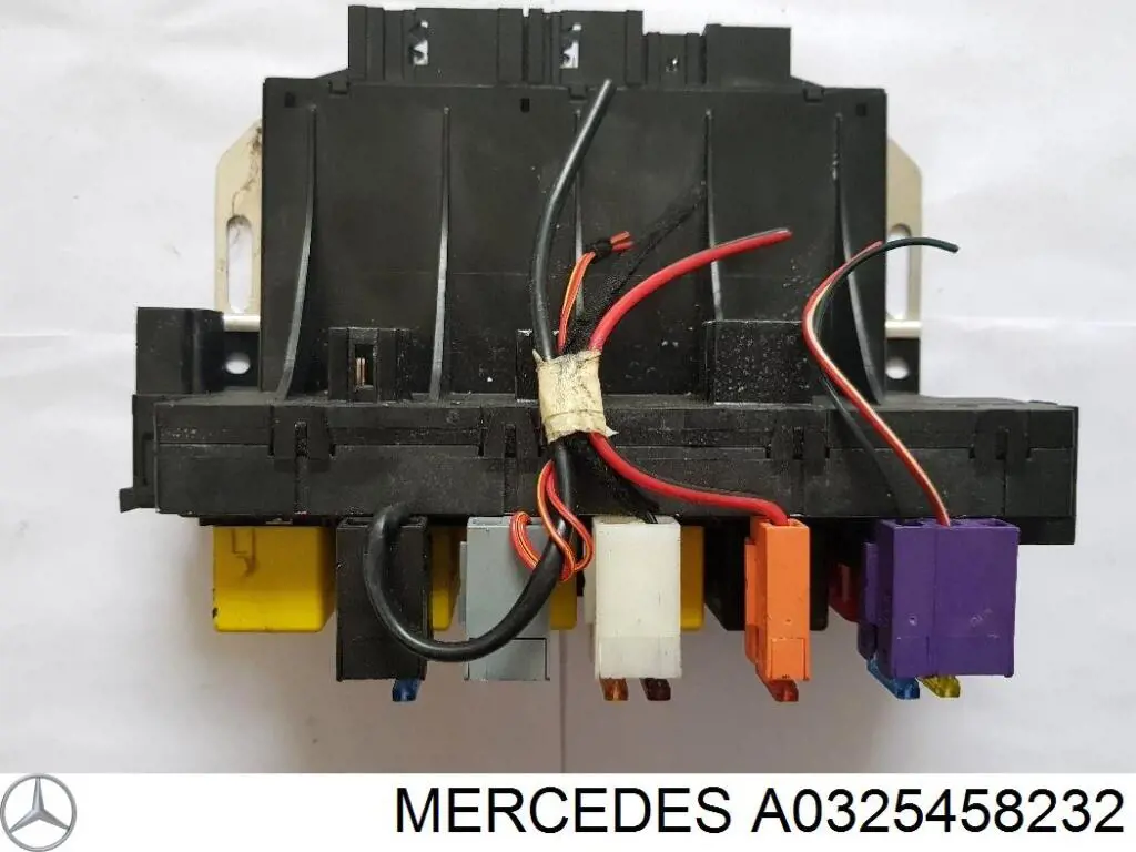 Коробка запобіжників Mercedes A0325458232 ціна, від 46.87 USD