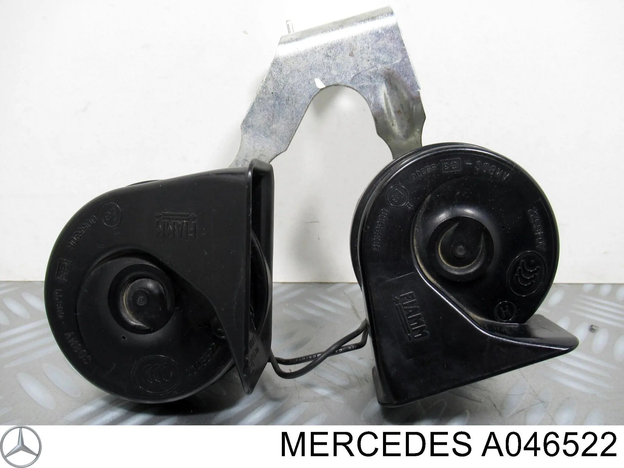 Сигнал звуковий (клаксон) A046522 Mercedes