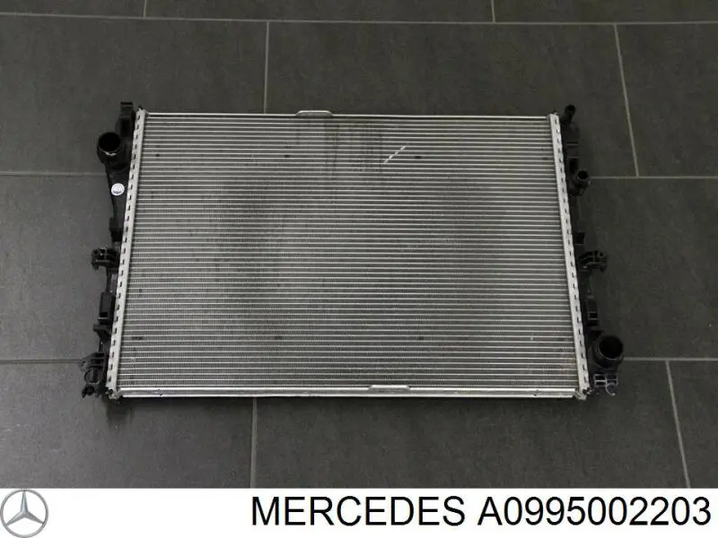 Радіатор основний Mercedes A0995002203 ціна, від 141.63 USD