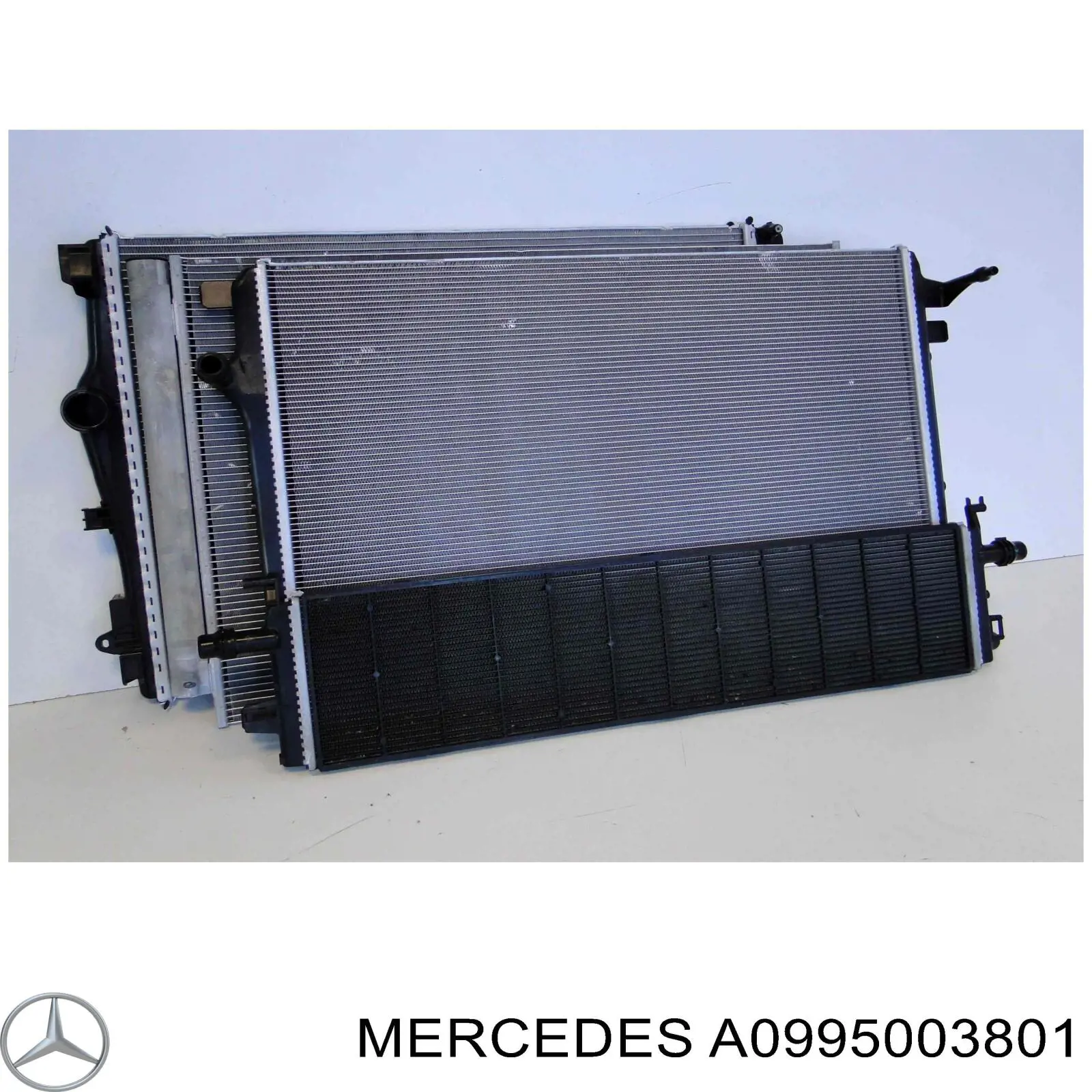 Радіатор охолодження, додатковий Mercedes A0995003801 ціна, від 151.96 USD