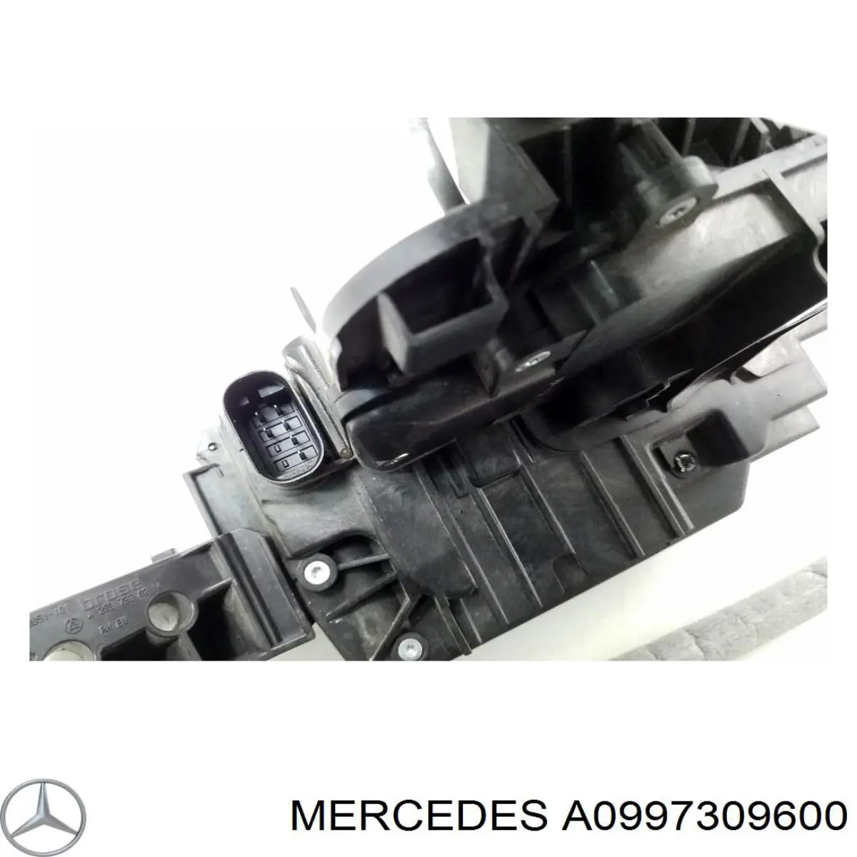 Купити A0997309600 Mercedes Замок задньої дверї, правої