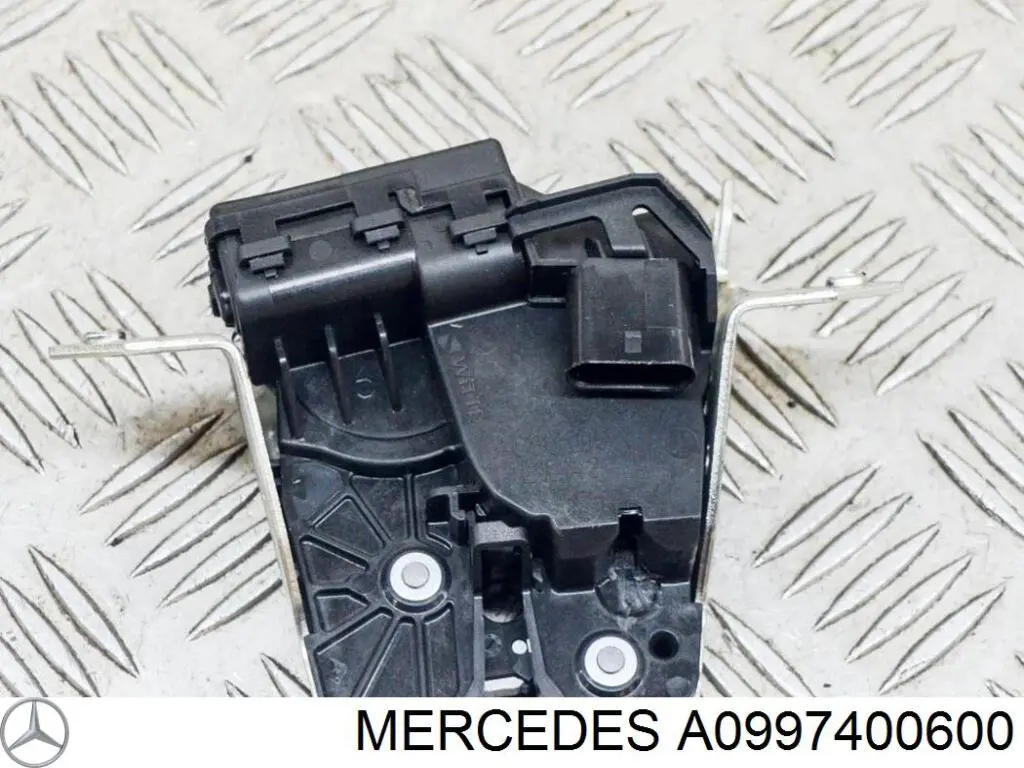 Купити A0997400600 Mercedes Замок 3/5-х дверей, задній
