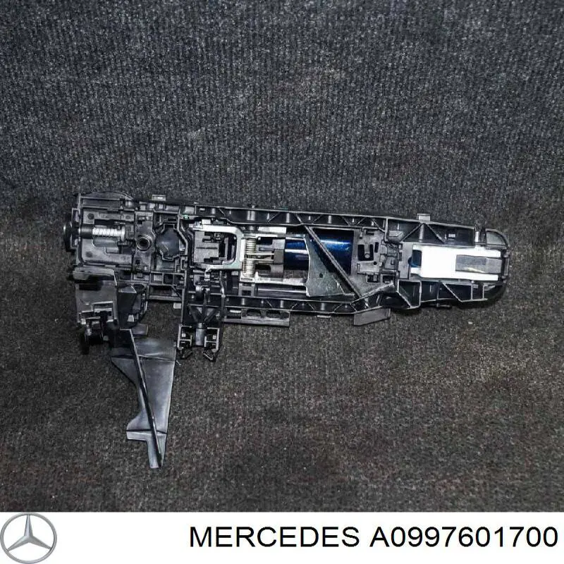 Тримач зовнішньої ручки дверей, задніх лівих на Mercedes E (S213)