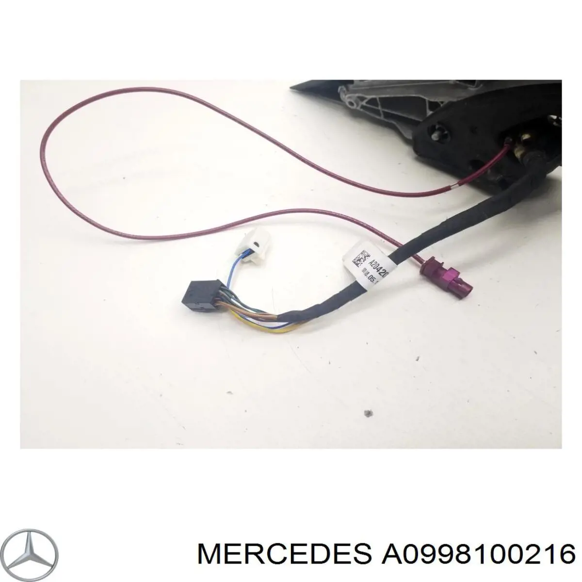A0998100216 Mercedes Дзеркальний елемент правий