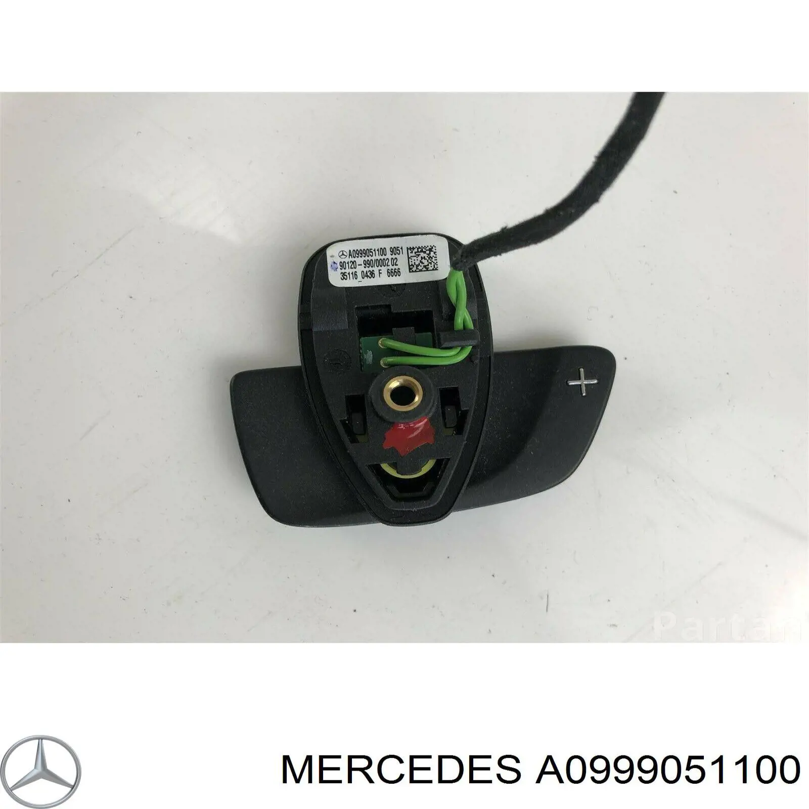Блок кнопкових перемикачів кермового колеса Mercedes A0999051100 ціна, від 17.40 USD