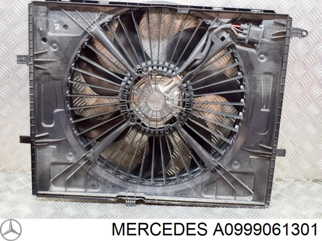 Вентилятор радіатора Mercedes A0999061301 ціна, від 243.20 USD