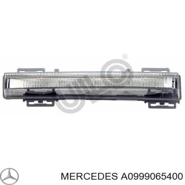 Фара денного світла, права Mercedes A0999065400 ціна, від 50.39 USD