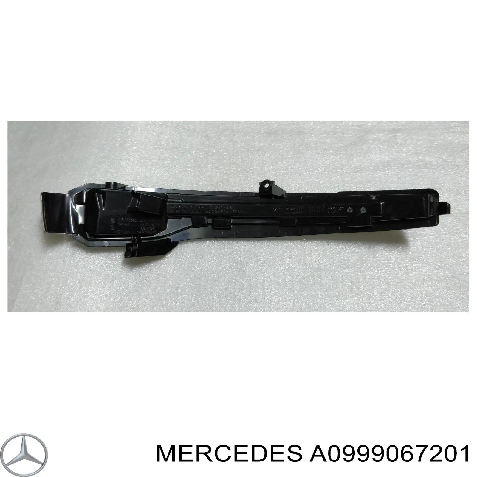 Покажчик повороту дзеркала, правий TYC 32101313 ціна, від 36.15 USD