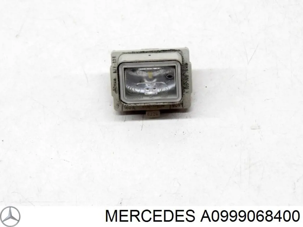Ліхтар підсвічування заднього номерного знака Mercedes A0999068400 ціна, від 16.63 USD