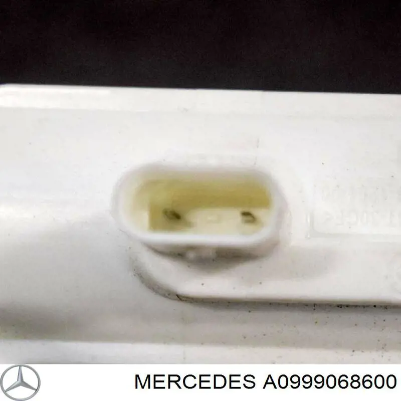  Mercedes A0999068600